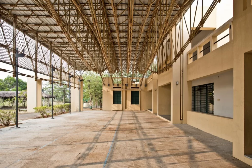 Yogashaala architectural framing and geometry