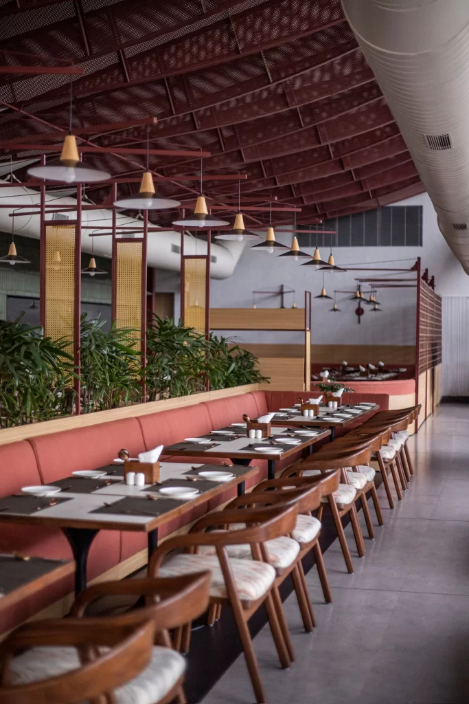 Flying Roof Restaurant Ambient Dining Atmosphere