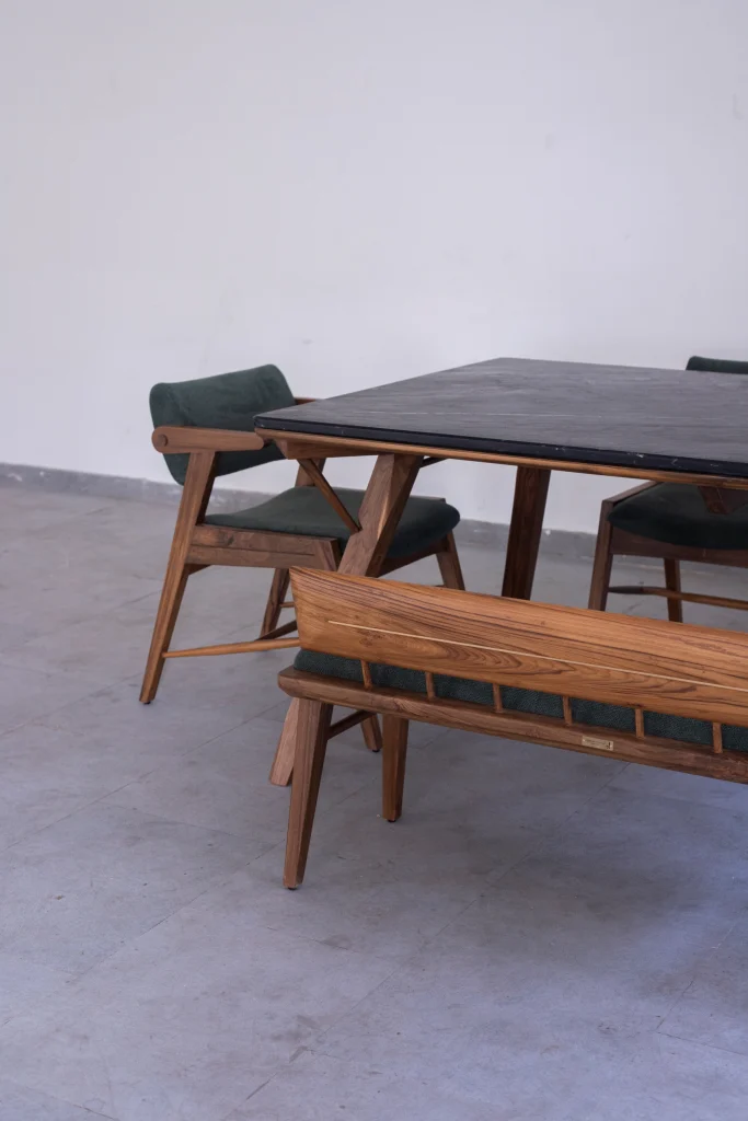 Anguluxe wooden luxury table texture and finish