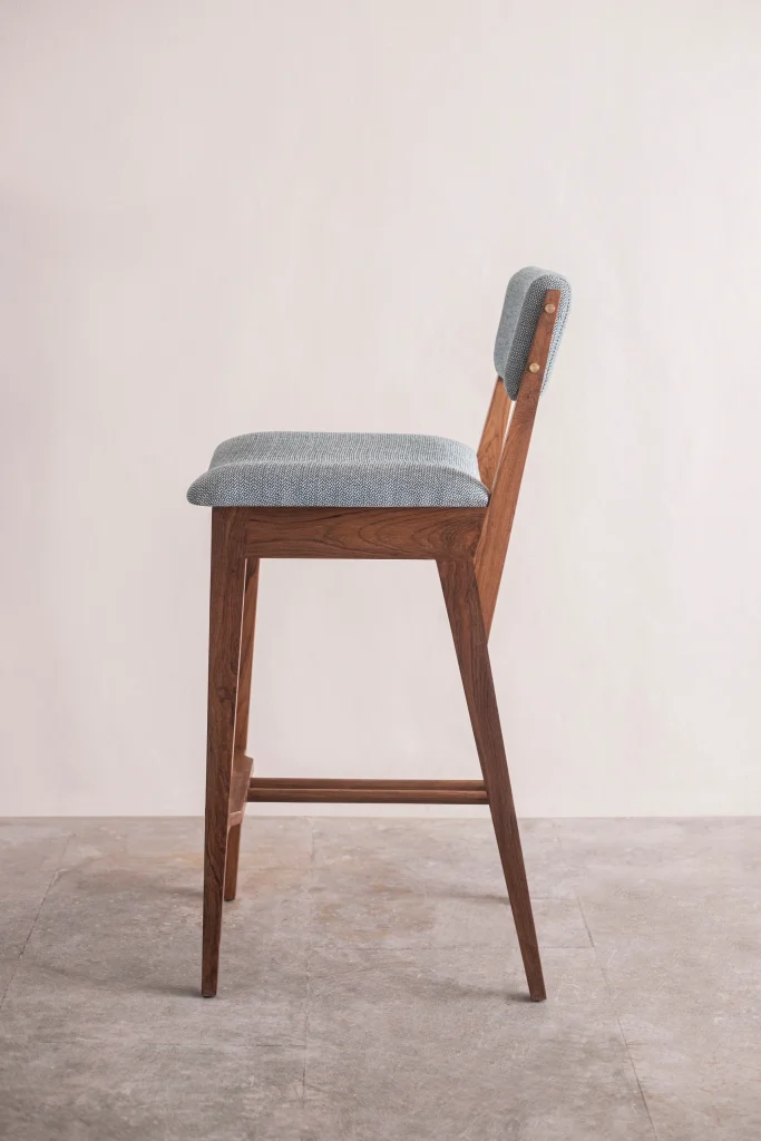 Chit Chat Chair side view profile