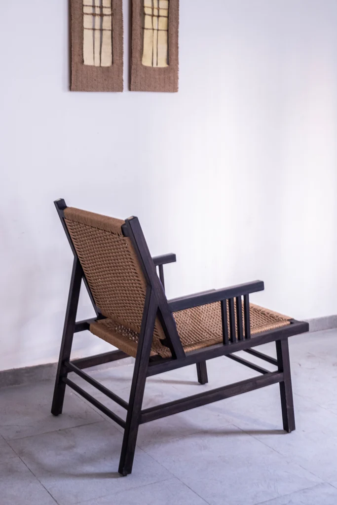 Flucto Furniture Side Profile