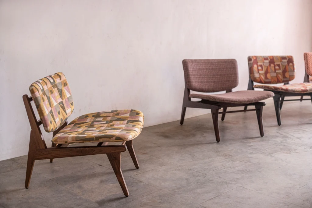 Perspective angle of the Levitated chair design