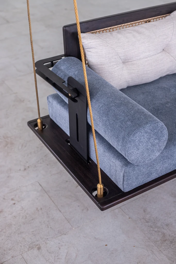 Oscillare furniture design detail angle