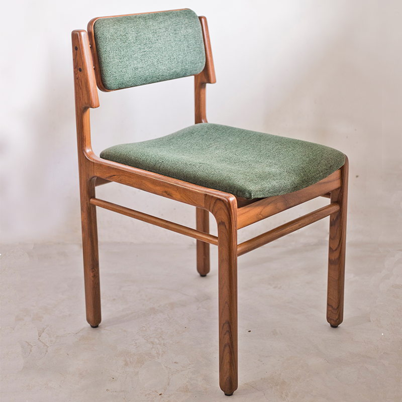 Plain Jane Seating Chair