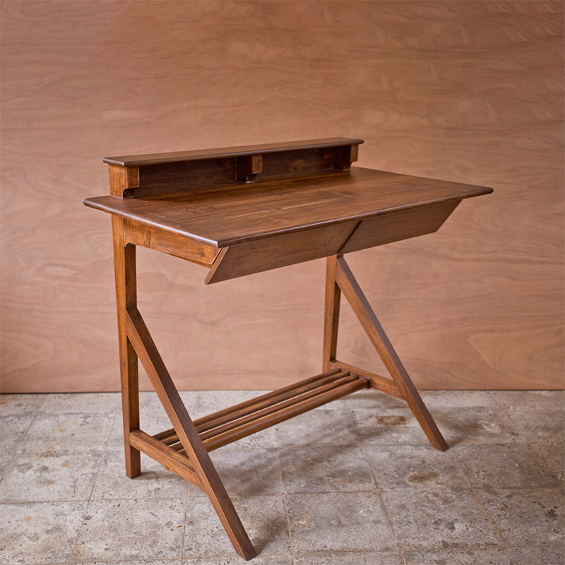 Table Blazer Luxury Furniture