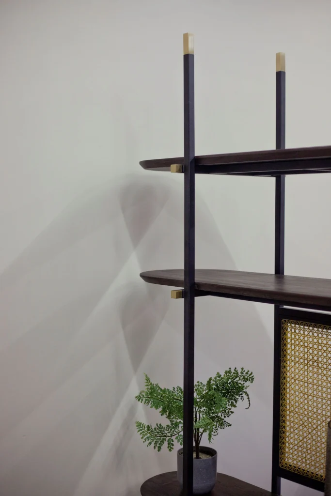 Bliss Screen furniture detail view