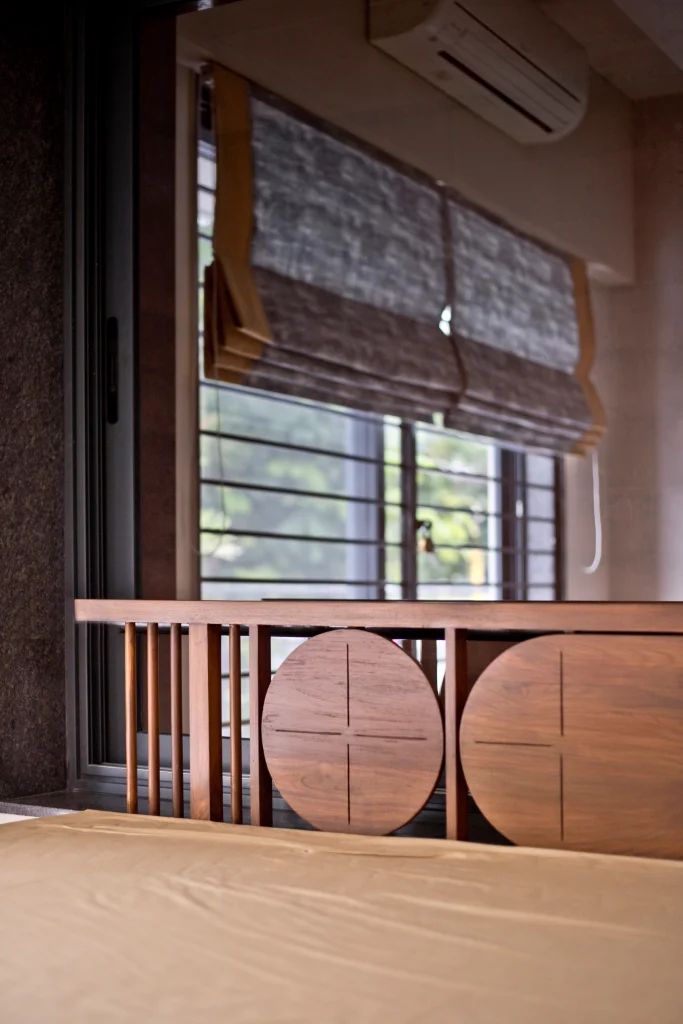 Czar furniture vertical angle view