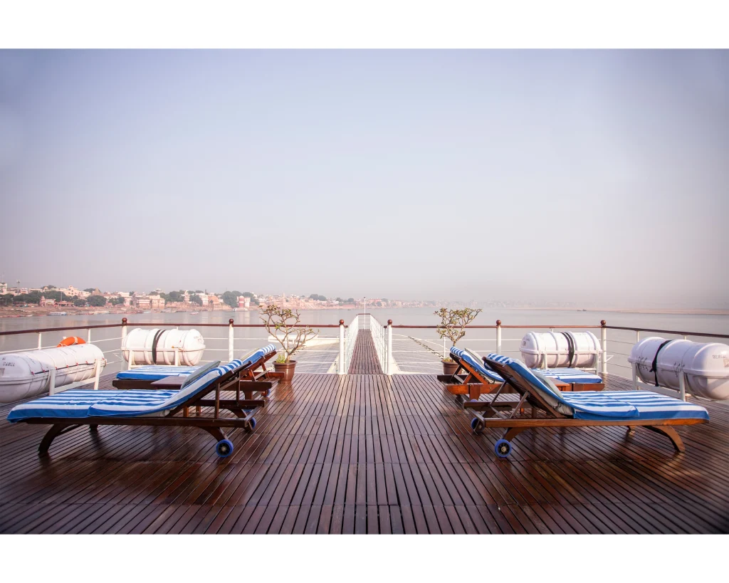 Bengal Ganga river vessel exterior and balcony overview