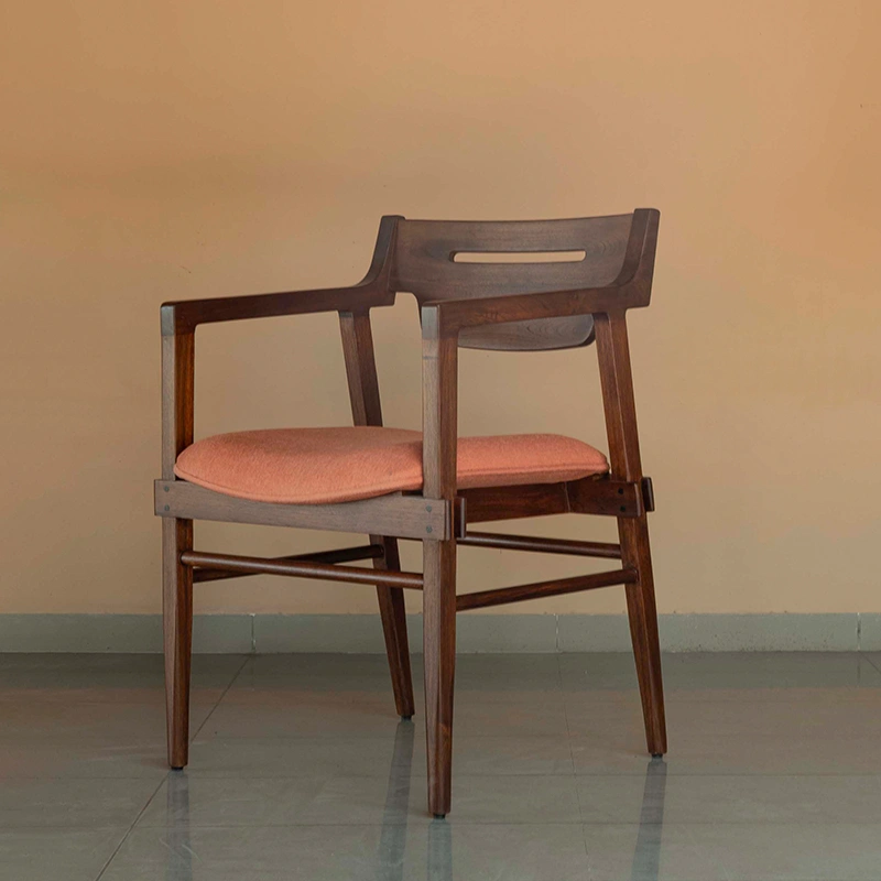 Saaanjh Seating Chair